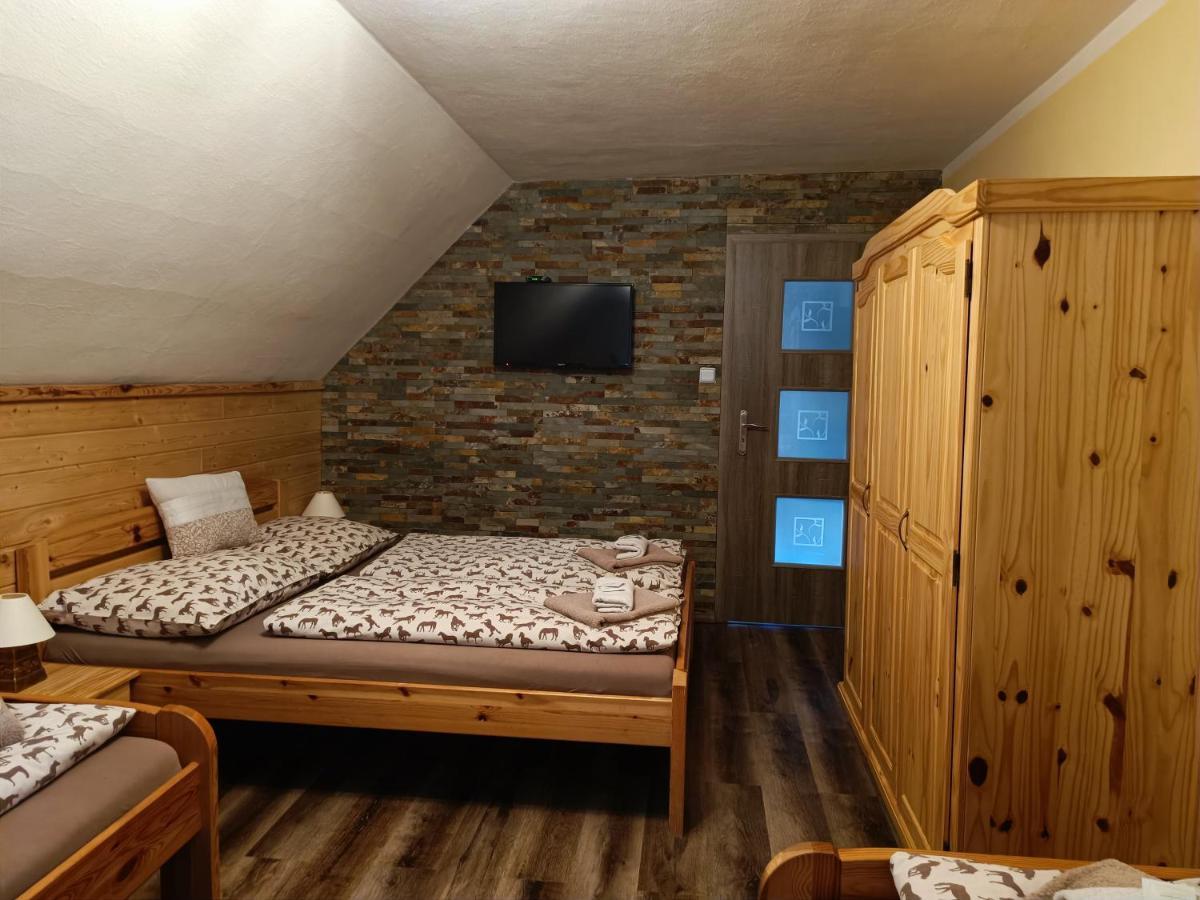 Ferienwohnung Jizdarna Malenovice Malenovice  Exterior foto