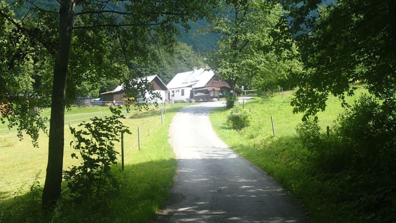 Ferienwohnung Jizdarna Malenovice Malenovice  Exterior foto